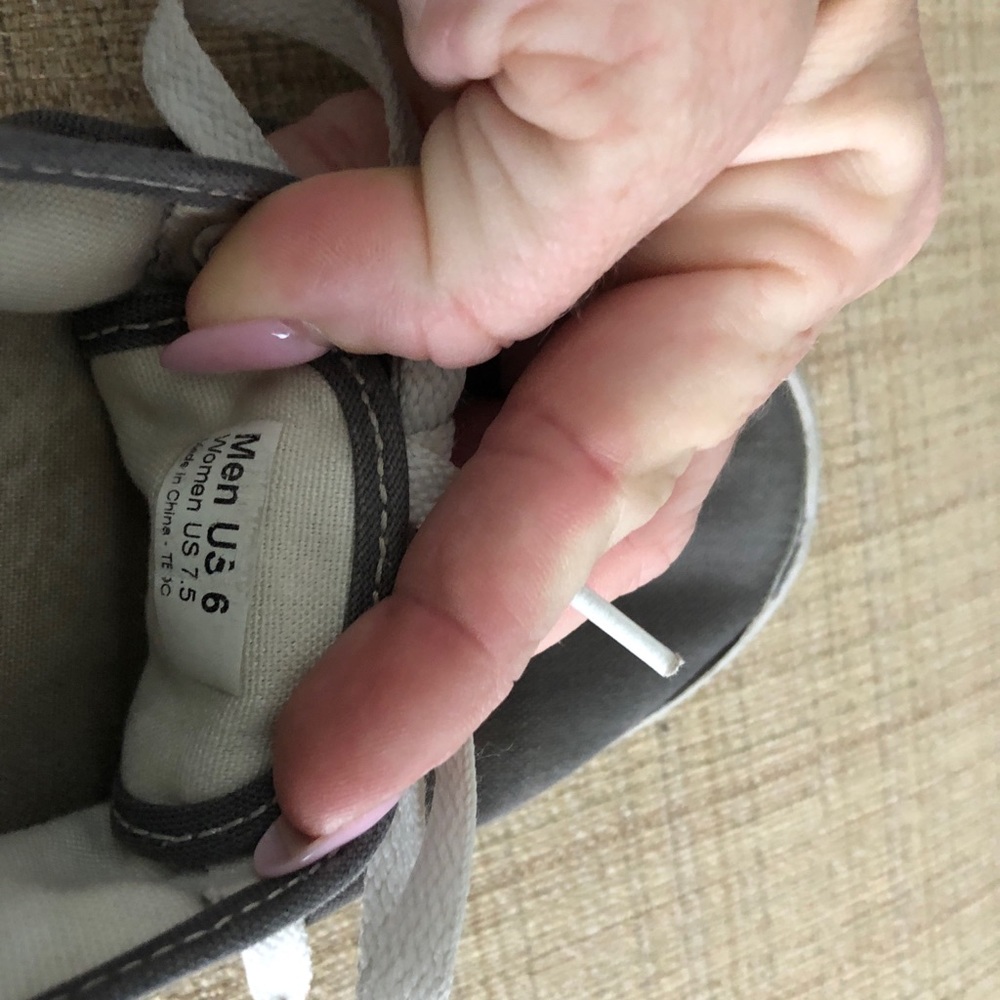 Vans - Picture 4 of 4